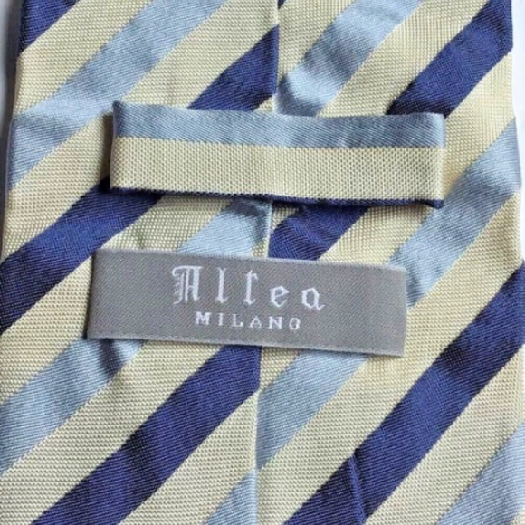 Altea cream colour with blue & navy stripes all Silk Tie.Made in Italy 🇮🇹 - Picture 4 of 7